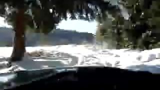 Cesta zasneženou prírodou