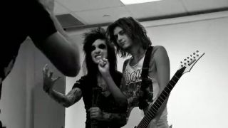Asking Alexandria - Closure