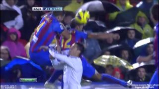 Cristiano Ronaldo nie je z cukru !