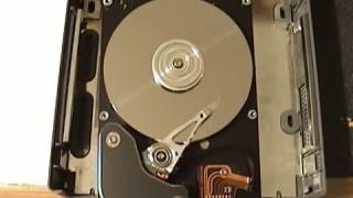 Vo vnútri HDD