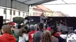 Helenine oči - Hoja hop (live)