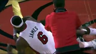 Fanúšik sa stal hviedzou NBA!