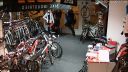 video Krádež bicykla z obchodu v Martine