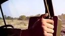 video V kokpite raketometu BM-21 Grad