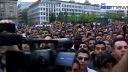 video Odvážna Nemka na zhromaždení moslimov