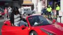 Ideš so mnou von? mám ferrari!