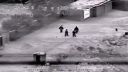 video Američania vraždia teroristov 30 mm kanónom z Apache