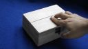 Useless box - zbytocna krabicka