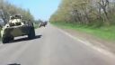 video Kolóna ruských obrnených vozidiel