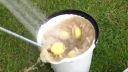 video Zlepšovák na čistenie zemiakov
