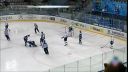 video Upozornil ho hokejkou (KHL)