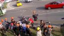 video Šialená bitka ázijských robotníkov v Moskve