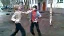 video Drsná bitka dvoch chlapcov