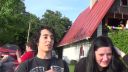 Chata, alhohol, stávka a salto.