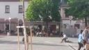 video Ranná hardcore modlitba na námestí v Trnave