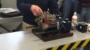 video Viac ako 40 rokov starý miniatúrny Porsche motor