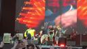 Koncert dohral so zlomenou nohou