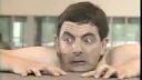 video Mr.Bean v plavárni