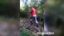 video Prechádzka džungľou (ako nasrať kamaráta)