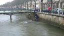 video Zachráňte tú ženu v rieke! (Francúzsko)