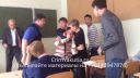 video Arogantný žiak vs. starší učiteľ (Rusko)
