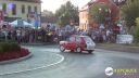 video Svoj Fiat 126p riadi ako boh (Poľsko)