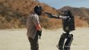 video Bosstown Dynamics - výcvik robota so strelnými zbraňami
