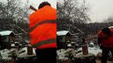 Rúbať drevo bez rúk?