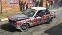 Driftovanie na starom BMW na africký spôsob