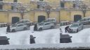 Chlapci v Poľsku sa "sánkujú" na BMW