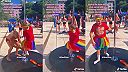 LGBTI uci deti tancovat pri tyci.