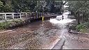 Motorkár podcenil hladinu vody