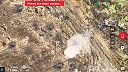Priamy zásah granátom z ruského dronu na 7 ukrajincov! Kto mohol utiekol!