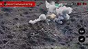 Jeden tank zastavuje celú kolónu okupantov