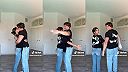 Sonny & Cher - I Got You Babe Objatie Feel the heart #heart