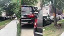 Susedia konfrontujú agentov ICE pri kontrole vozidla v Logan Square