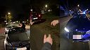 BMW zámerne vrazilo do ľudí pri spore rodín v Nemecku, polícia strieľala na auto
