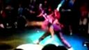 BREAKDANCE žENY - boty 2007 b - girl battle japan (Shie Chan & 
