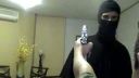video Ako zneškodniť útočníka s pištoľou