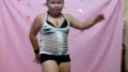 video Malý čínsky transvestita?
