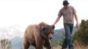 video Medveď najlepší kamarát