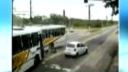 video Čelná zrážka autobusov