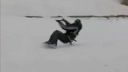 Uletený snowborďák