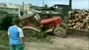 video Ako na zapadnutý traktor