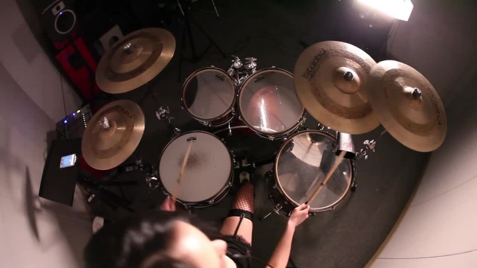 Зарубежные виде. Distance Drums Rose.